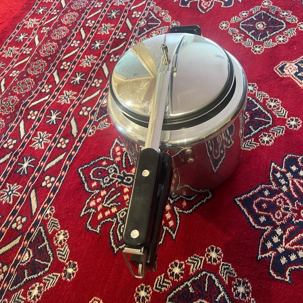Pressure cooker - Picture 4 of 4